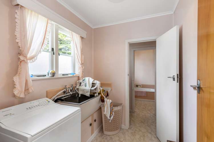 13 Beaubank Road Kelston_16