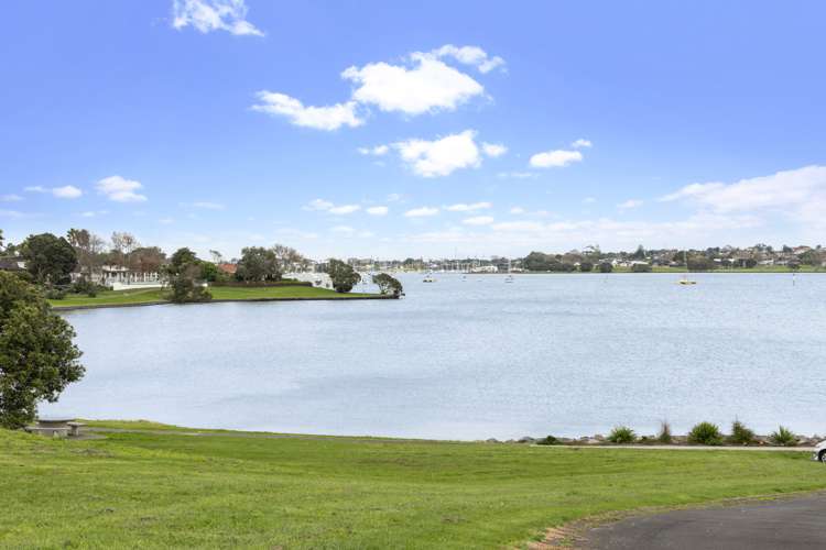 1/7a Bramley Drive Farm Cove_5