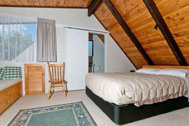 2/77 Birkdale Road Birkdale_12