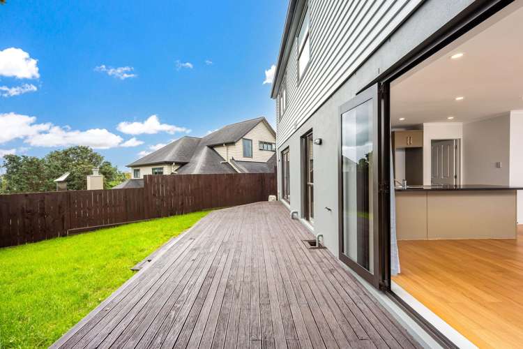 228 Alec Craig Way Gulf Harbour_7