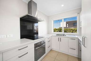 7 Rebekah Crescent_3