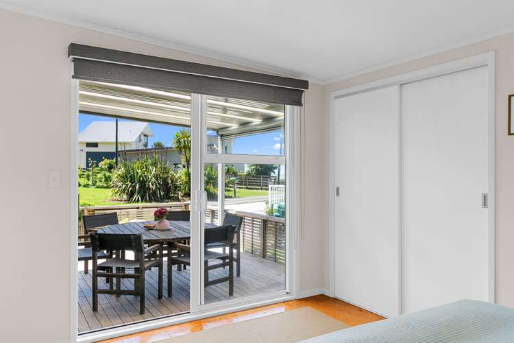 1196a Cove Road Langs Beach_11