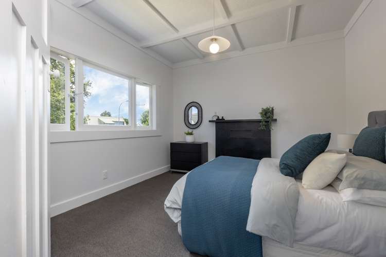 37 Woodward Road Mount Albert_3