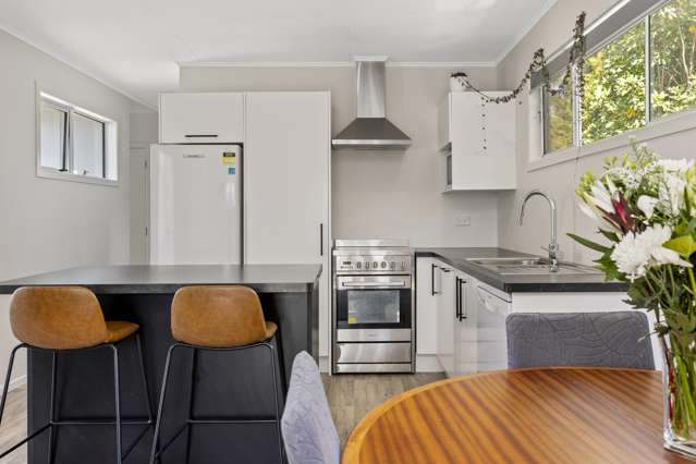 2/10 Laughton Street Taupo_3