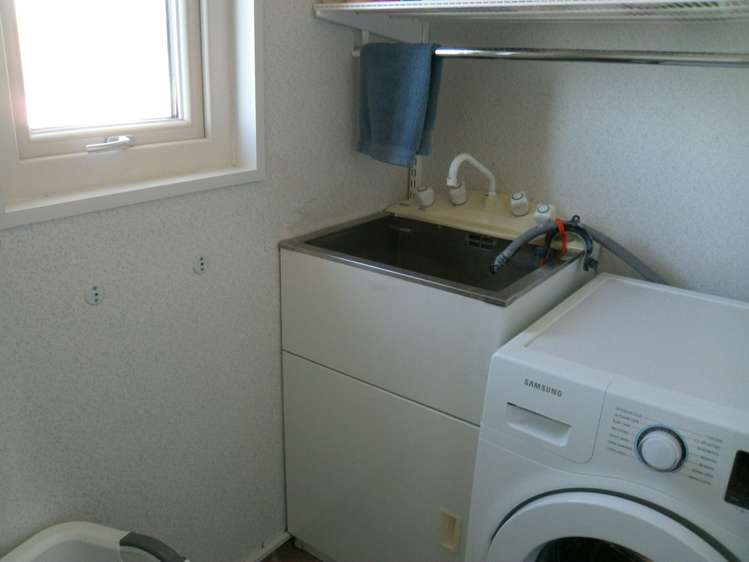 30 Esplanade Kaka Point_8