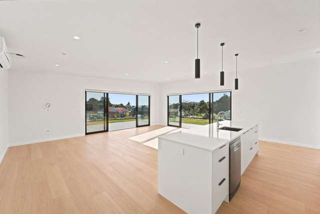 Move in ready with sea views!
