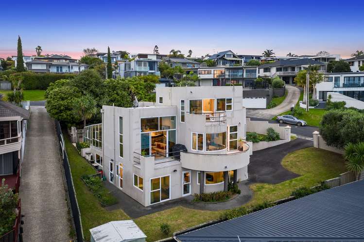 2/21 Eastcliffe Road Castor Bay_16