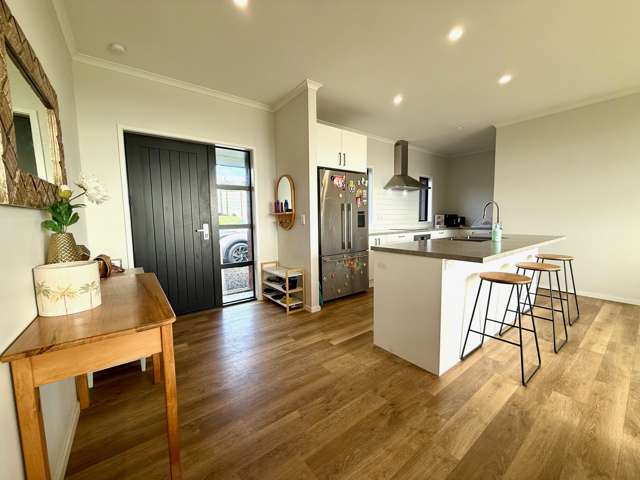 669A Te Hutewai Road Raglan_1