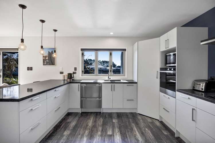 4 Biron Place Stratford_12