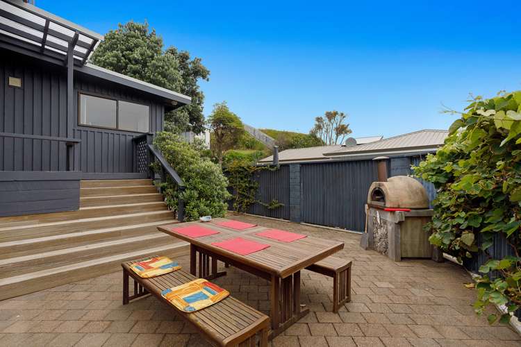 284 Ocean Road Ohope_10