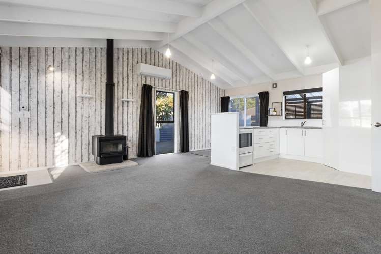 4 Kirkcaldie Grove_2