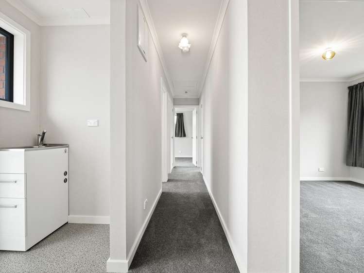 32a Baker Street Caversham_11