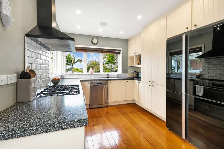 240 Queens Road Panmure_9