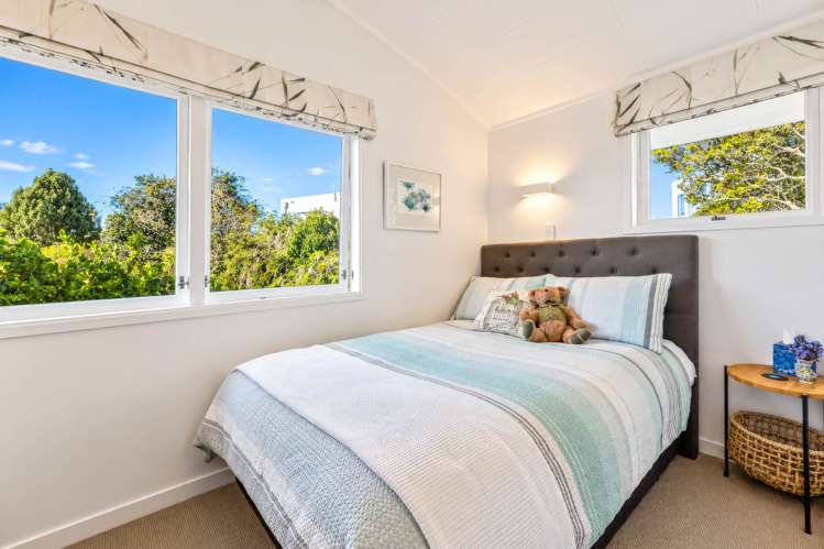 96 Ngataringa Road Devonport_28