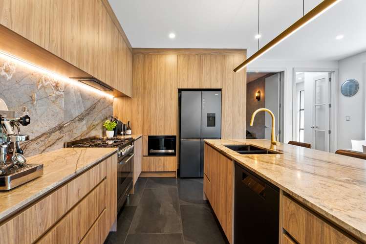 5 Haydn Avenue Royal Oak_13