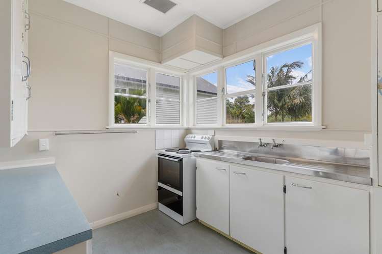 32 Montrose Street Point Chevalier_7