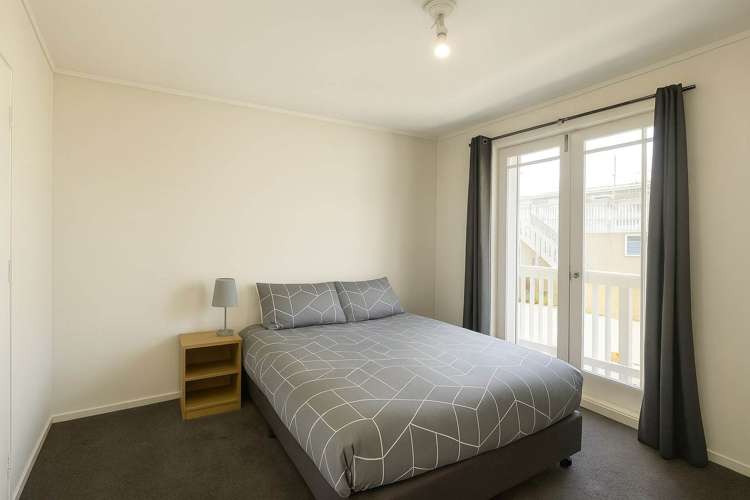 5/2 Ewenson Avenue One Tree Hill_6