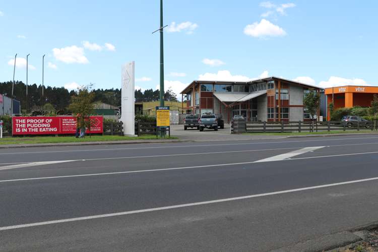 248 Main Road Kumeu_13