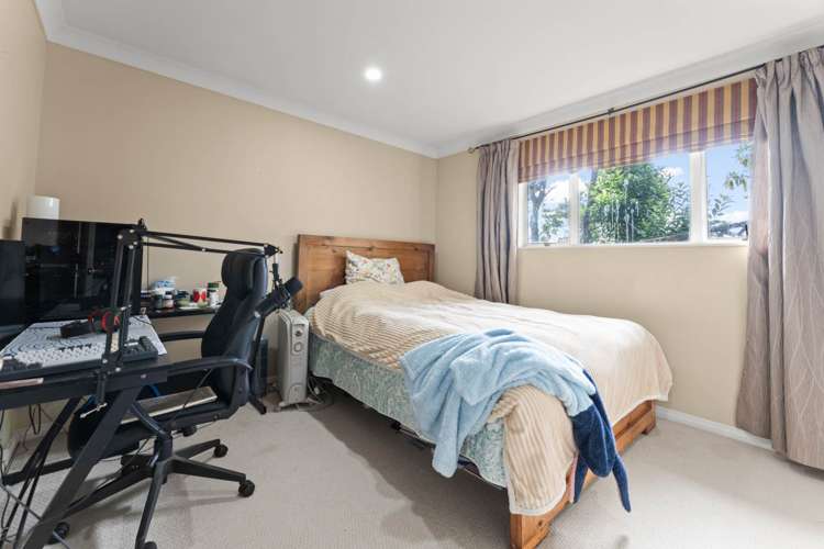 8 Ridge Valley Drive Browns Bay_14