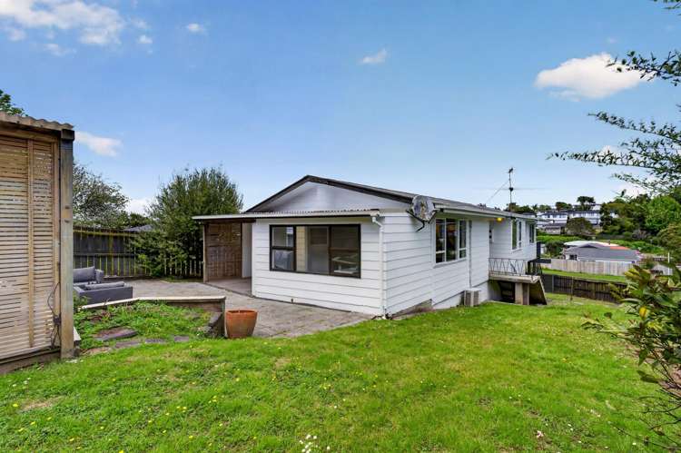 44 Kemp Road Massey_15