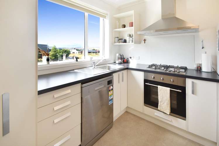 51 Ohau Drive Lake Ohau_5