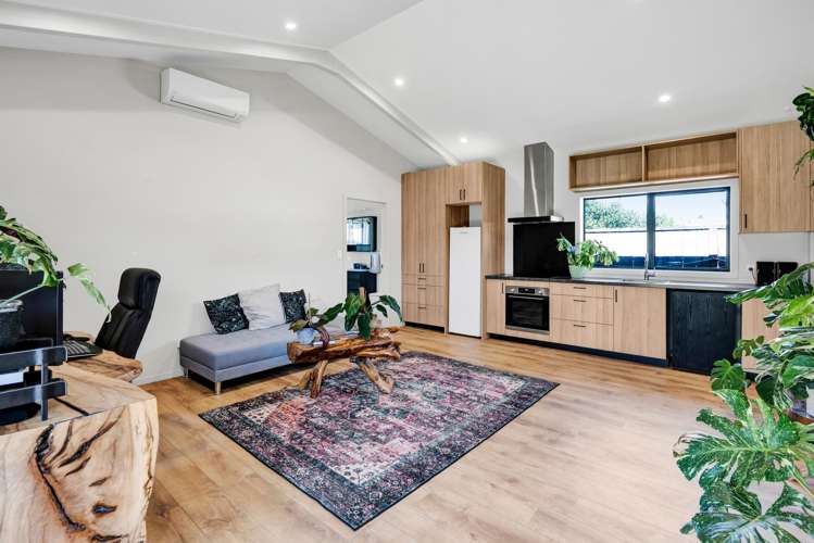 21 Carthew Street Okato_19