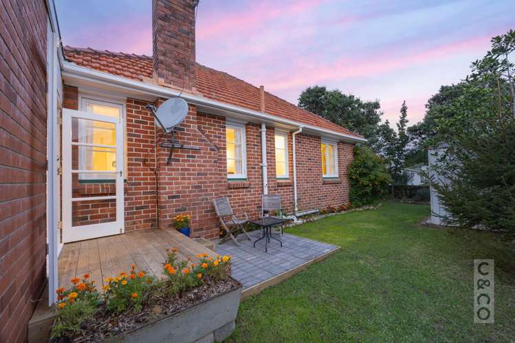 16 Karaka Street Helensville_35