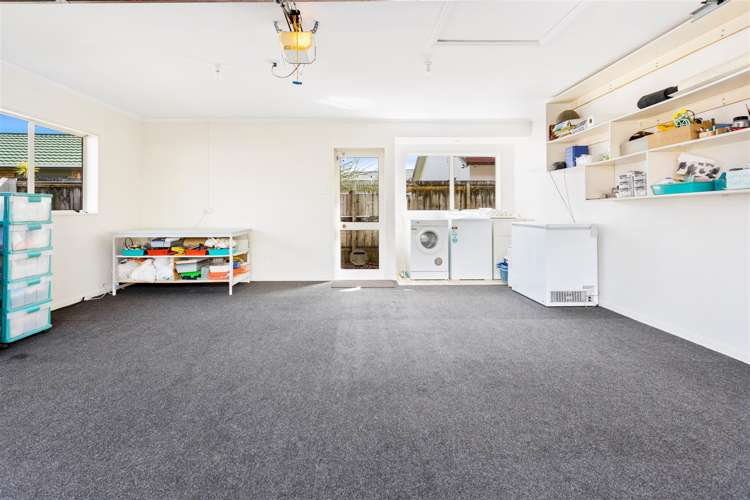 18 Maurice Borich Place Henderson_16