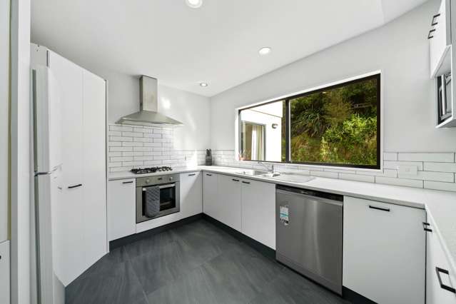 7 Joseph Banks Drive Whitby_4