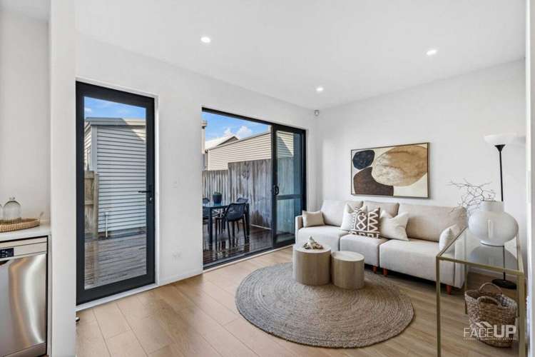 135 Clark Road Hobsonville_8