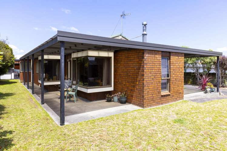 85 Rifle Range Road Central_18