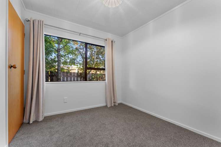 1/42A Songer Street Stoke_7