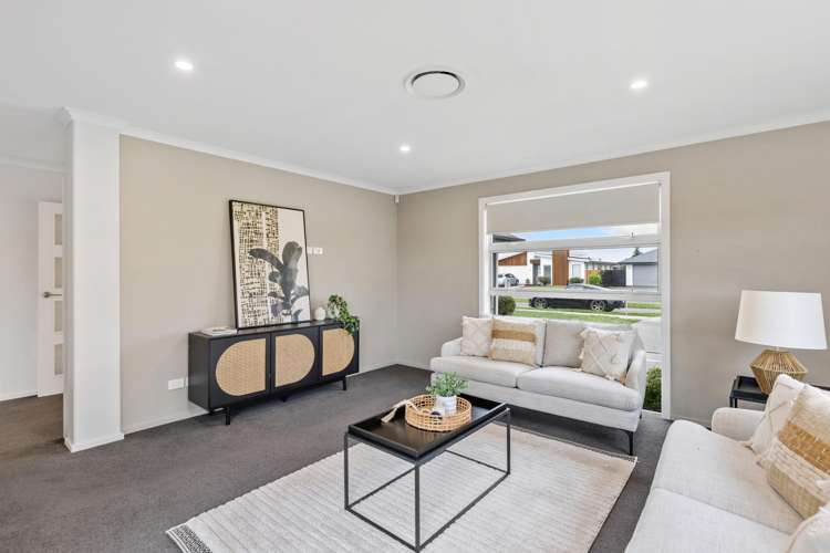 45 Vernon Drive Lincoln_8