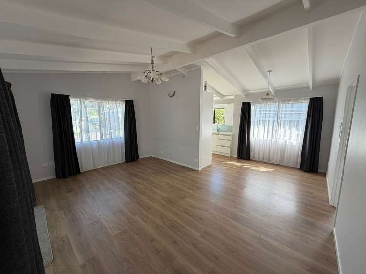 5 Kearney Place Massey_3