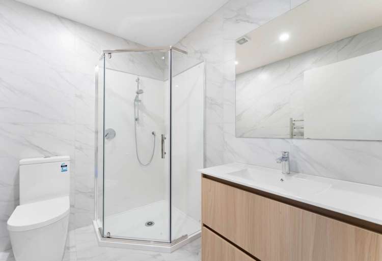 6/10 Orchid Place 1802_8