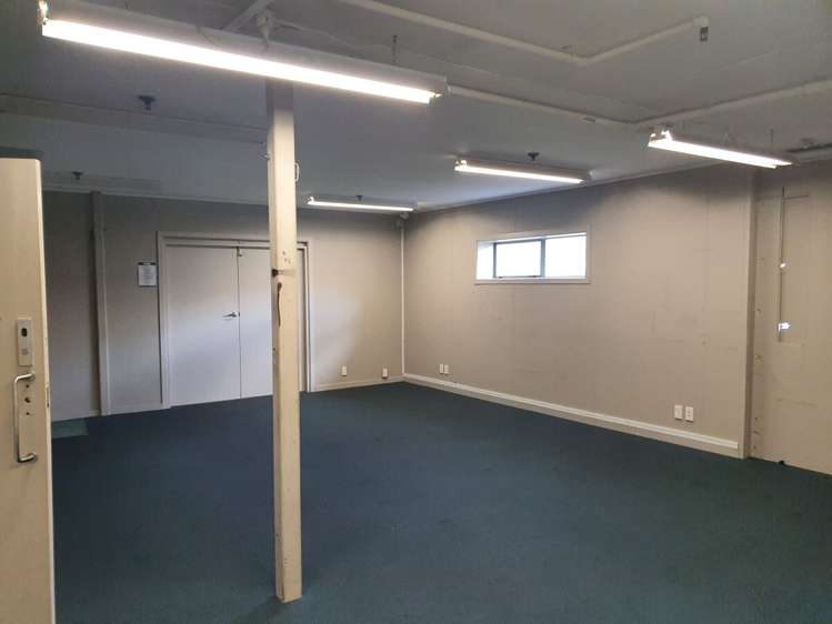 38 Bouverie Street Petone_9