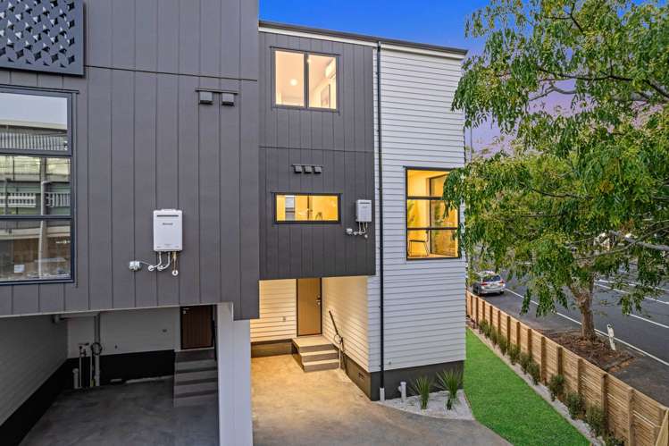 2-7/1 Waiohua Road Greenlane_27
