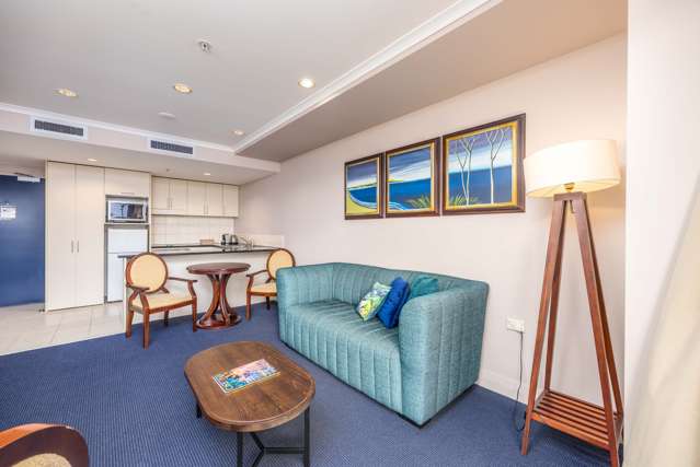 9-17 Byron Avenue Takapuna_2