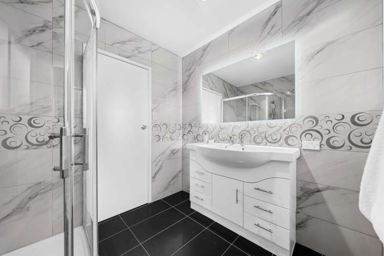 8 Sceptre Place Avondale_16