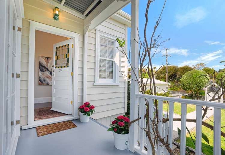 28 Patuone Avenue Devonport_7