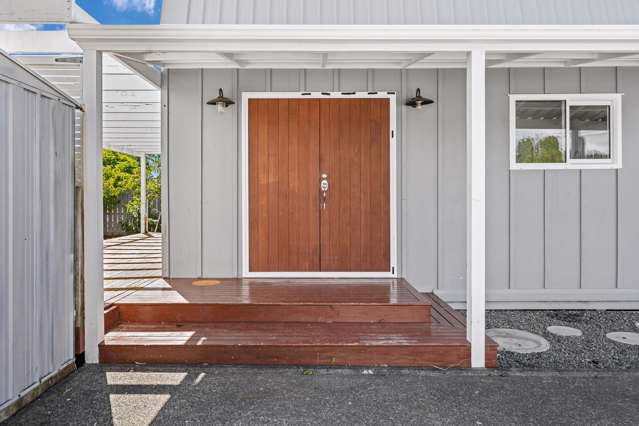 1 Rose Place Te Kamo_2