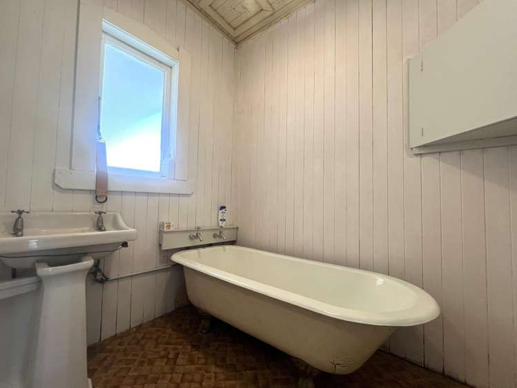 15 Kawana Street Piopio_12