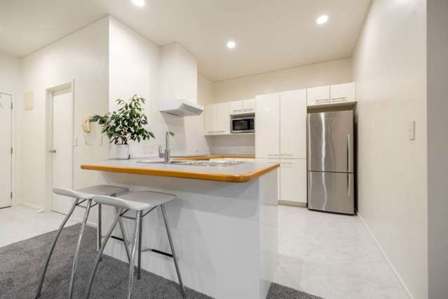 4B/105 Anzac Avenue City Centre_2