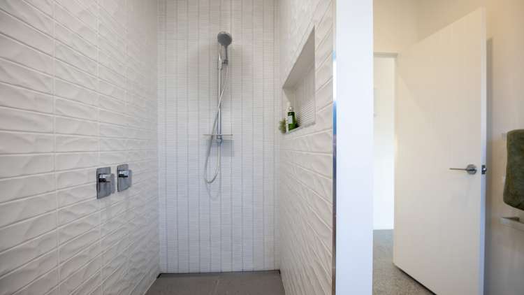 15 Rose Street Raglan_15