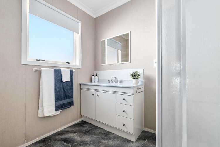 21b Columba Place Matua_15