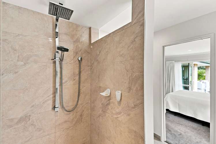 9 Portofino Point Karaka_18
