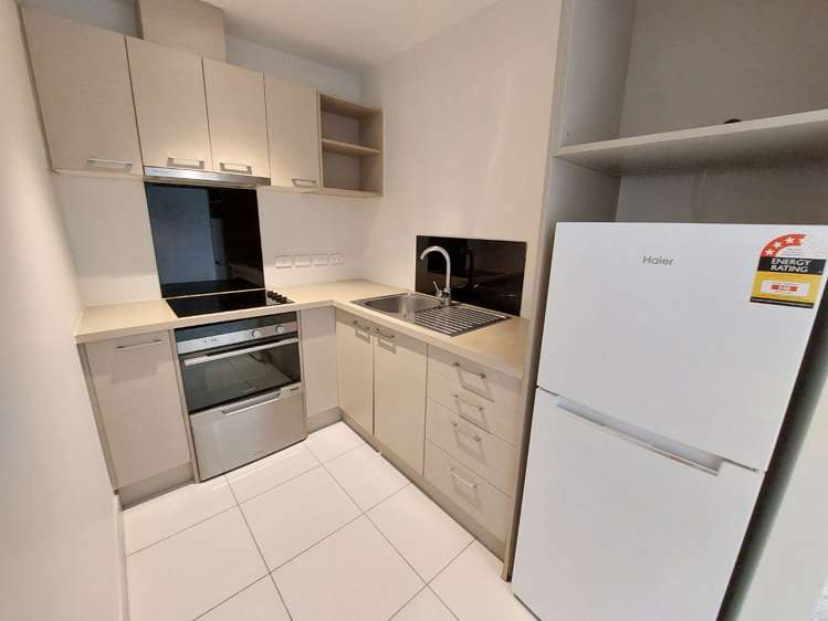 24/221223 Dairy Flat H'way 17 10862 North Shore City Houses for