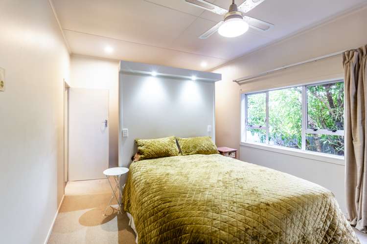 1015 Totara Street Mahora_7