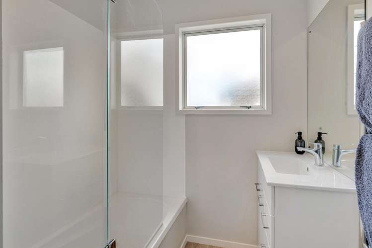 1/96 Frank Nobilo Drive Golflands_16