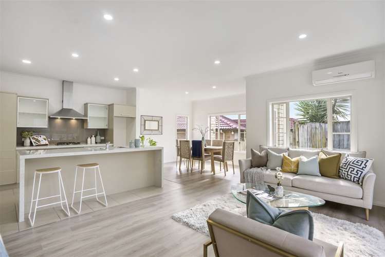 63 Salford Crescent Flat Bush_4